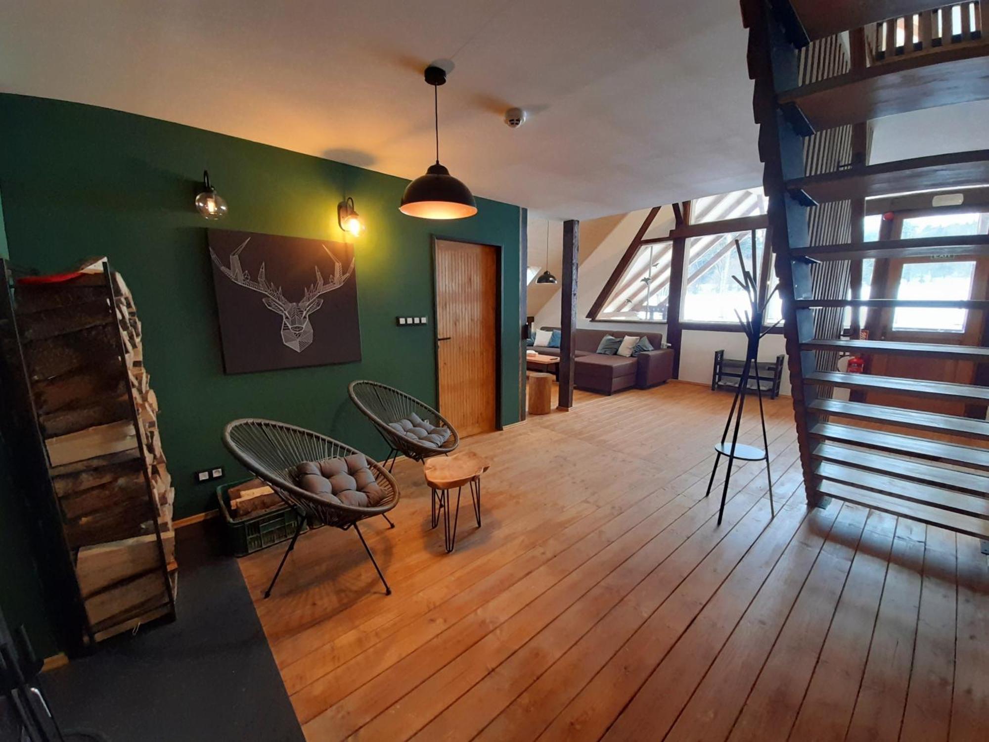 Stalkov Ceska Kanada Lodge *